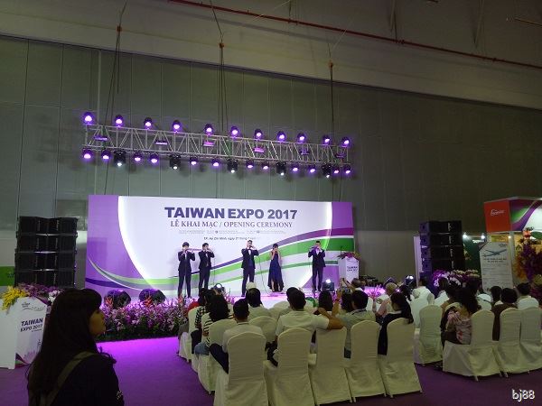 cung-tpms-orange-trai-nghiem-taiwan-excellence-2017